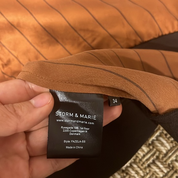 STORM & MARIE silk blouse, size 34, good condition, 100% silk. - Picture 11 of 13